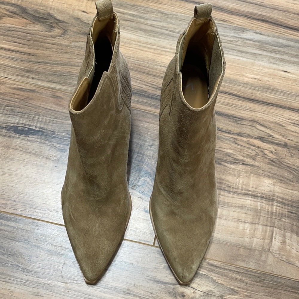 Marc Fisher Alva booties
